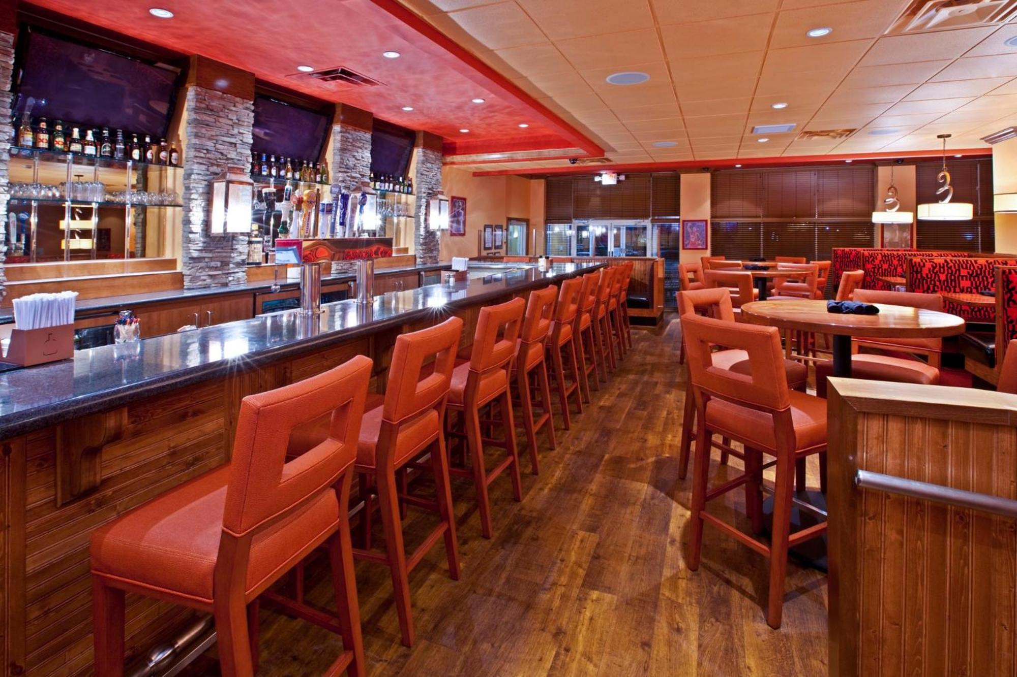Holiday Inn Louisville Airport South By Ihg Exterior photo
